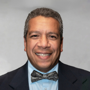 Tony Méndez headshot