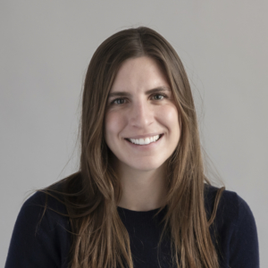 Annie Pease headshot