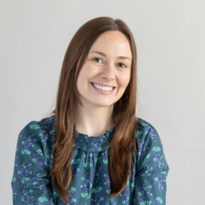 Alison Carnevalla headshot