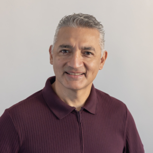 Byron Monge headshot