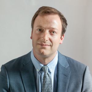 Zachary Nieder headshot