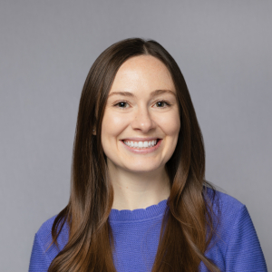 Alison Carnevalla headshot