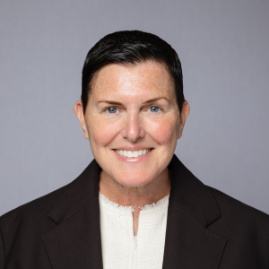 Karen Sylvia headshot
