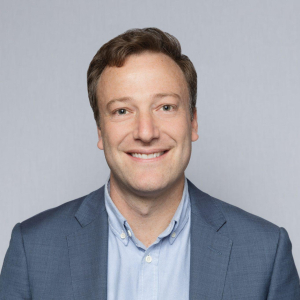Zachary Nieder headshot