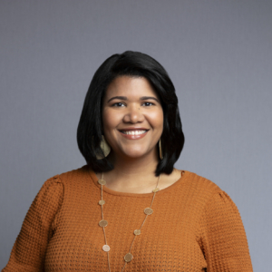 Carolina Roberts-Santana headshot