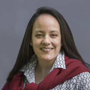 Maria E. Wah-Fitta headshot